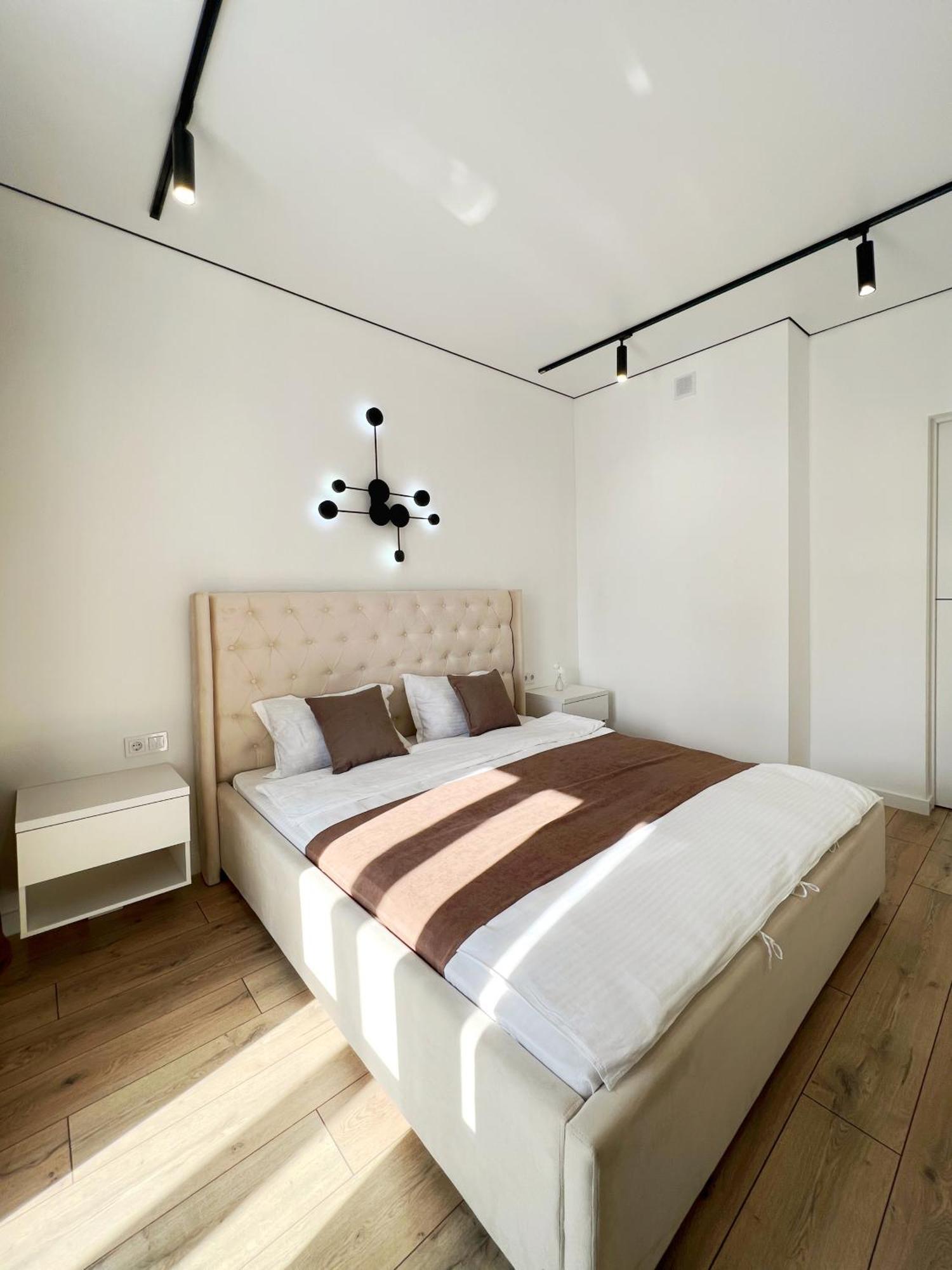 пять новых бизнес класса в жк R-house в 100 м от Mega * Almaty